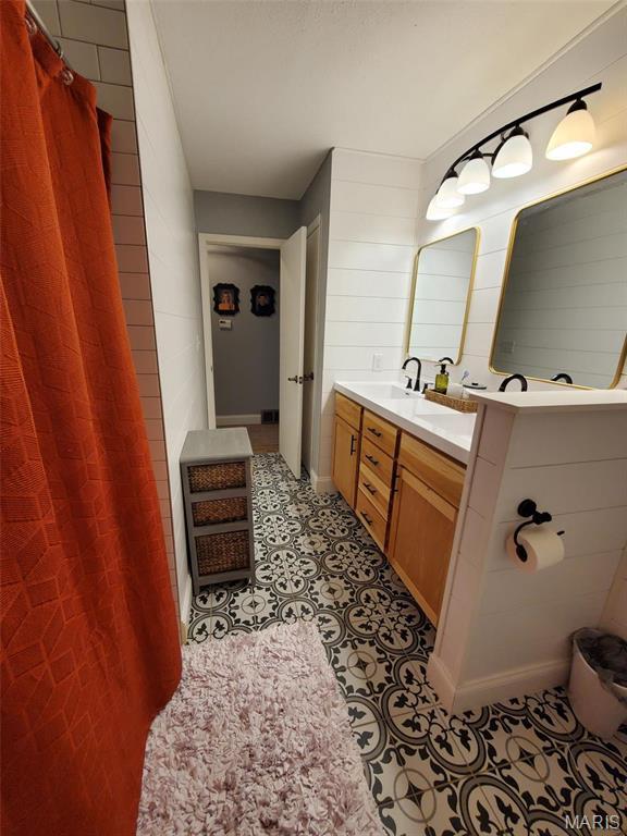 1028 County Road 606, Cape Girardeau, MO 63701 - full bath with vanity