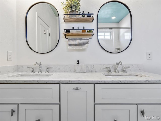 103 Evergreen Ct, Waterloo, IL 62298 - full bath with double vanity