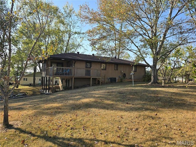 266 Hunt Club Cir, Galena, MO 65656 - back of property featuring a deck, a yard, and central AC
