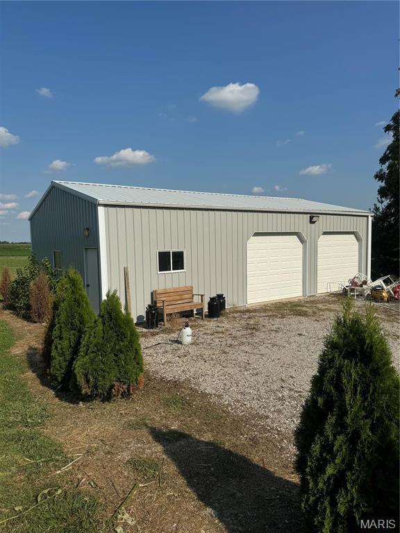 462 Il Route 127, Greenville, IL 62246 - view of detached garage