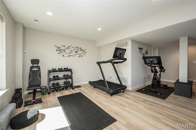 5019 Pacific Crest Trl, Cottleville, MO 63304 - workout room featuring wood finished floors, recessed lighting, and baseboards