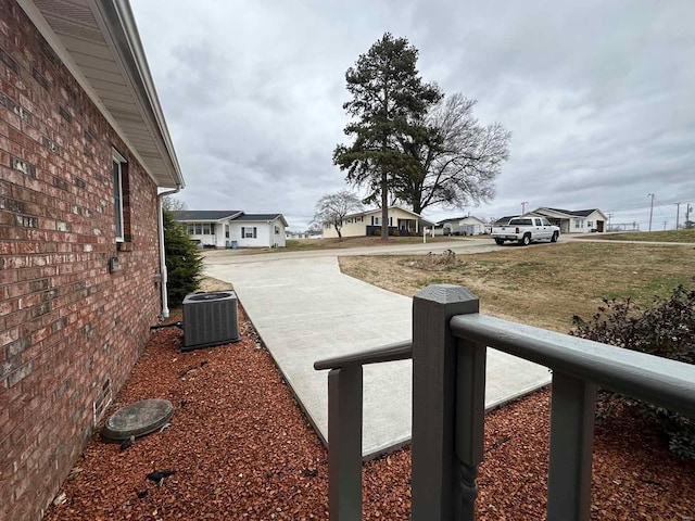 view of street featuring a residential view
