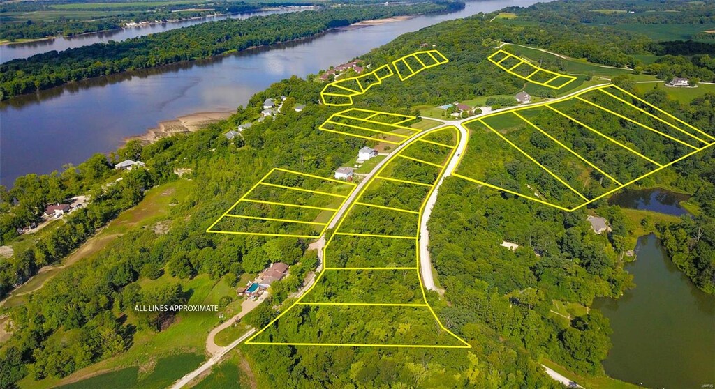 213 Quarry Rd, Golden Eagle, IL 62036