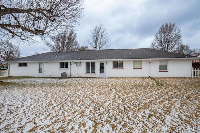 7080 Plainview Ave, Saint Louis, MO 63109 - back of property featuring central AC and a shingled roof