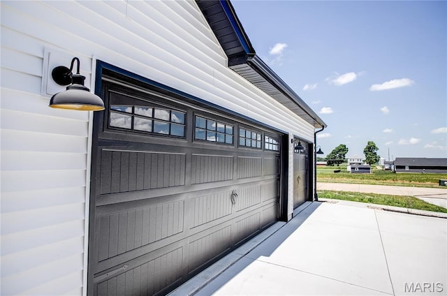 1002 Brianna Ct, Jerseyville, IL 62052 - view of garage