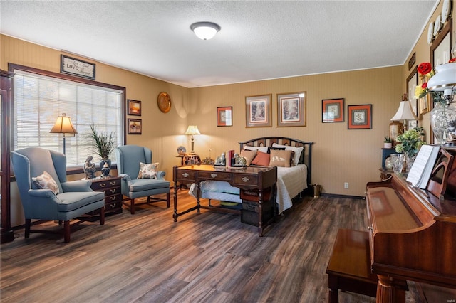6492 State Highway 25, Dexter, MO 63841 - bedroom with dark wood finished floors, a textured ceiling, and baseboards