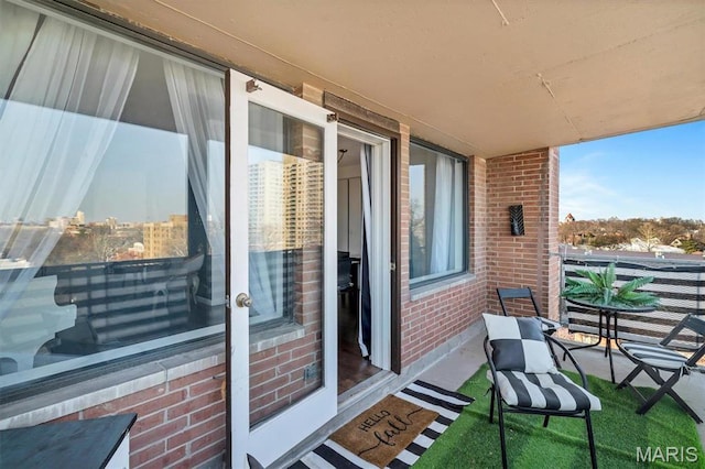 4466 W Pine Blvd Unit 8E, Saint Louis, MO 63108 - view of balcony