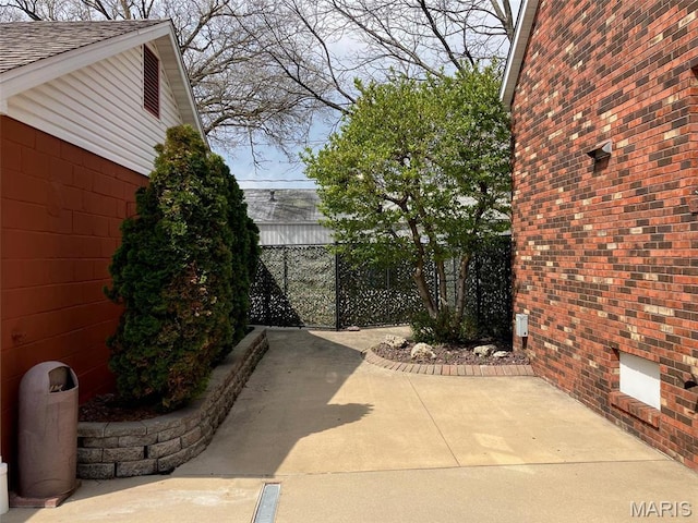 550 N 4th St, Breese, IL 62230 - view of patio / terrace with fence