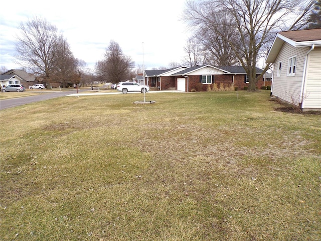 508 N Galloway Rd, Vandalia, MO 63382 - view of green lawn