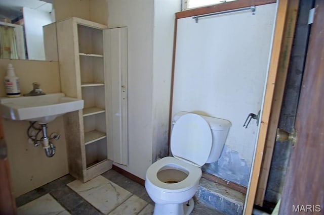 1153 Red Fox Rd, Camdenton, MO 65324 - bathroom featuring toilet