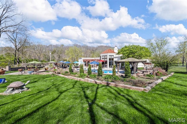 651 Kiefer Creek Rd, Ballwin, MO 63021 - surrounding community featuring a gazebo and a swimming pool