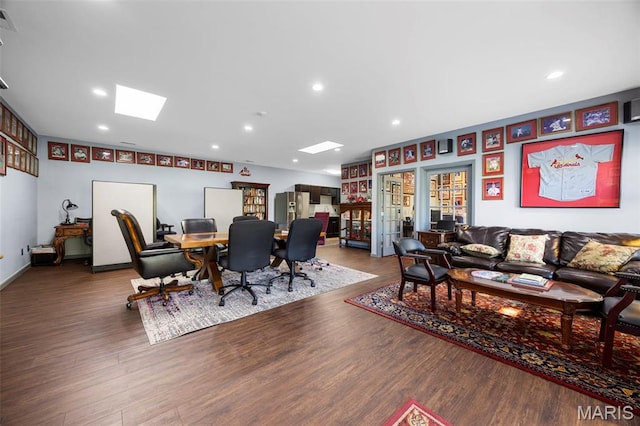 651 Kiefer Creek Rd, Ballwin, MO 63021 - living area featuring wood finished floors and recessed lighting