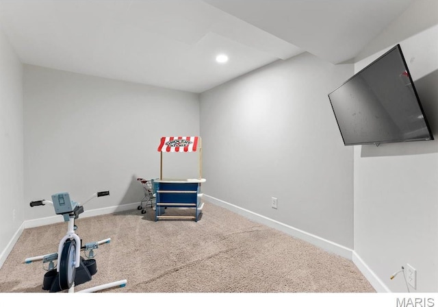 668 Clear Brook Dr, Des Peres, MO 63122 - exercise room featuring carpet, baseboards, and recessed lighting