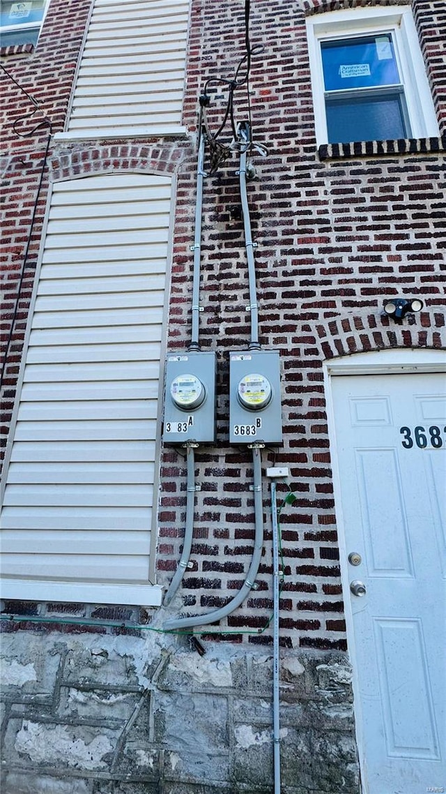 3683 Montana St, Saint Louis, MO 63116 - exterior view of electric meter and brick siding