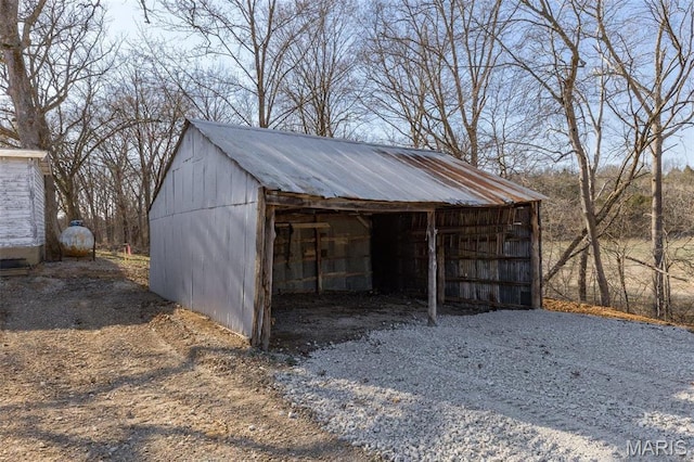 699 Clement Rd, Bloomsdale, MO 63627 - view of pole building featuring a detached carport and driveway