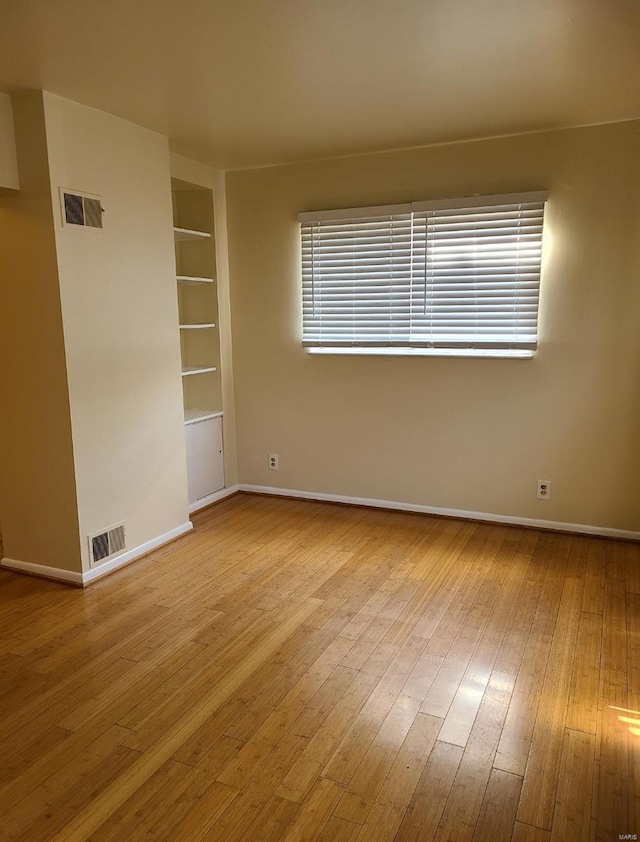 4645 Wilcox Ave, Saint Louis, MO 63116 - photo 11