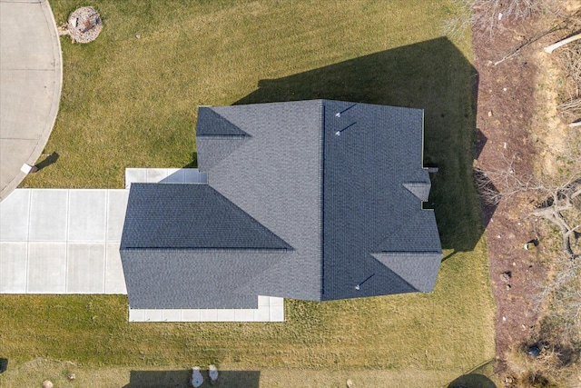 aerial view of property and surrounding area