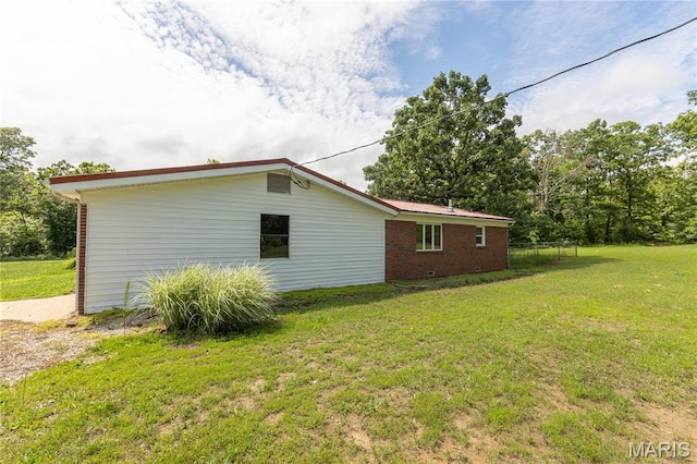 1575 County Road 3290, Salem, MO 65560 - view of home's exterior with a yard
