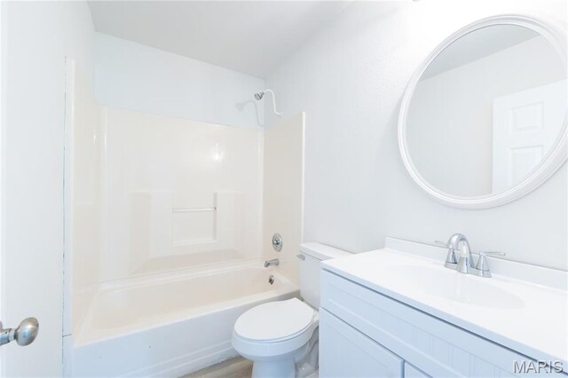 1575 County Road 3290, Salem, MO 65560 - bathroom featuring vanity, bathing tub / shower combination, and toilet