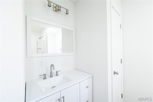 1575 County Road 3290, Salem, MO 65560 - bathroom with vanity
