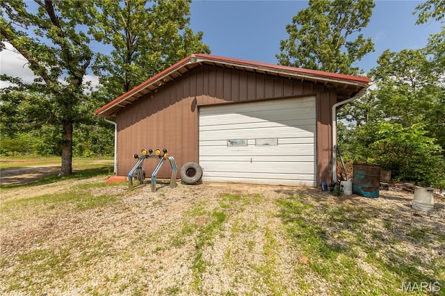 1575 County Road 3290, Salem, MO 65560 - detached garage with driveway
