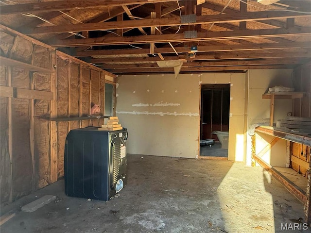 905 N Olive St, Saint Elmo, IL 62458 - view of misc room