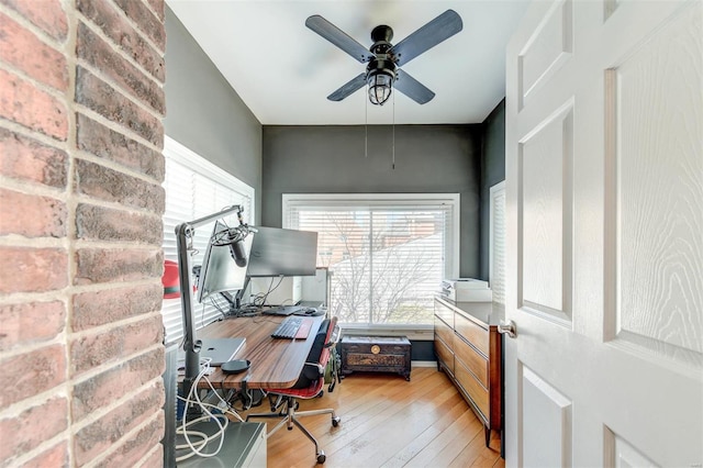 4561 Laclede Ave Unit B, Saint Louis, MO 63108 - office space featuring hardwood / wood-style flooring and a ceiling fan