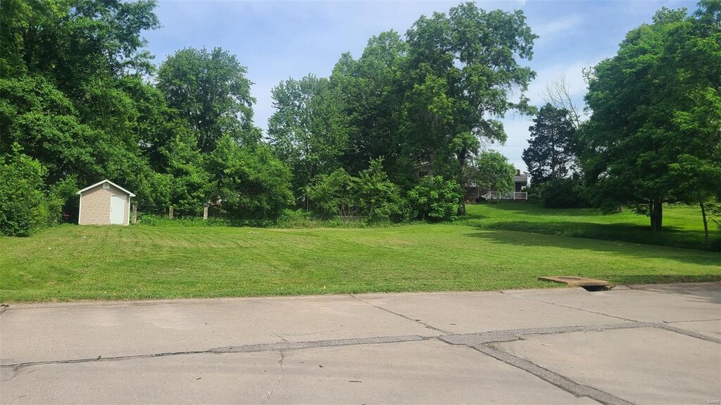 3407 Laura, Saint Louis, MO 63125
