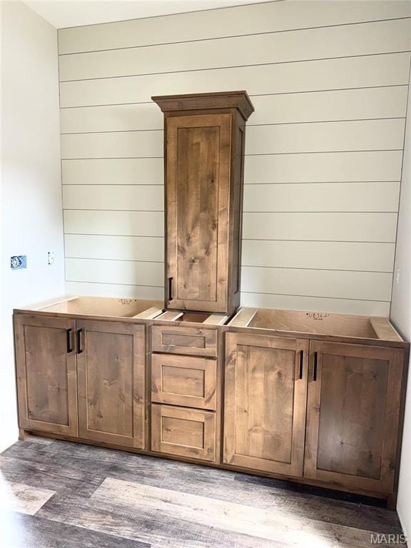 detailed view of wood finished floors