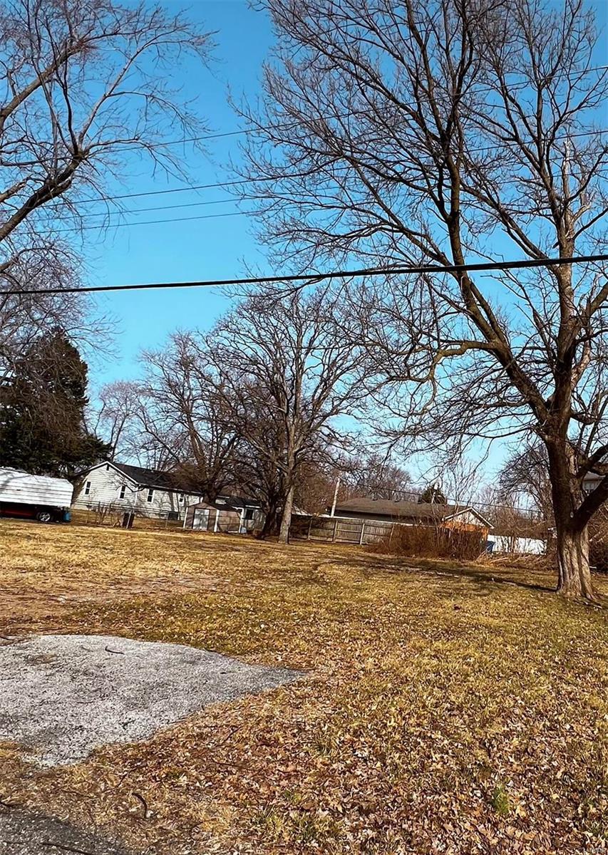 316 W Zupan St, Maryville, IL 62062