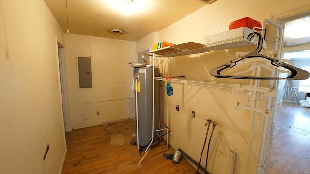 204 W 8th St, Kennett, MO 63857 - utilities with gas water heater and electric panel