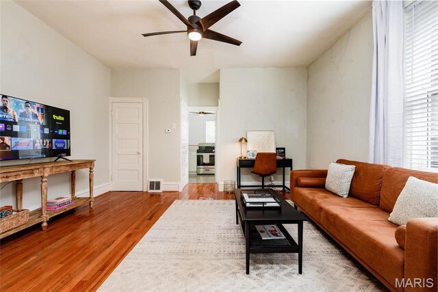 4271 Botanical Ave, Saint Louis, MO 63110 - photo 16
