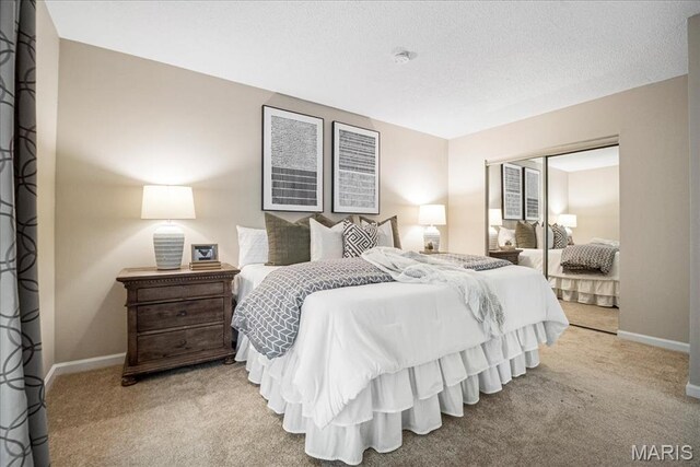 1528 Thrush Ter, Brentwood, MO 63144 - bedroom featuring carpet floors, baseboards, and a closet