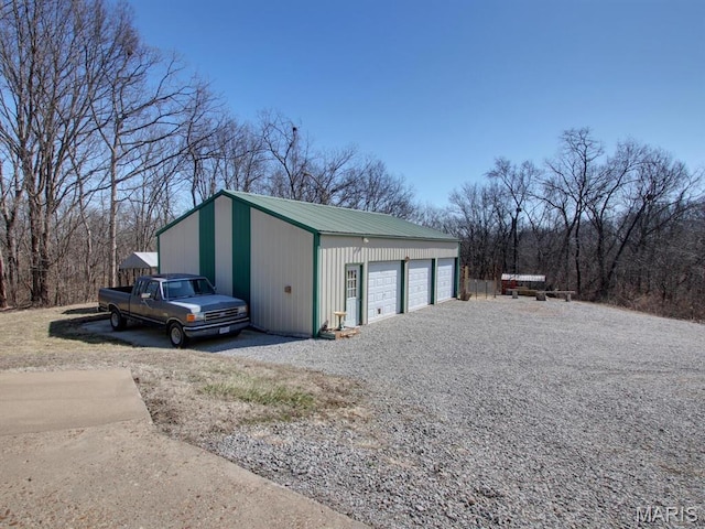14160 Turkey Run Ct, New London, MO 63459 - view of detached garage
