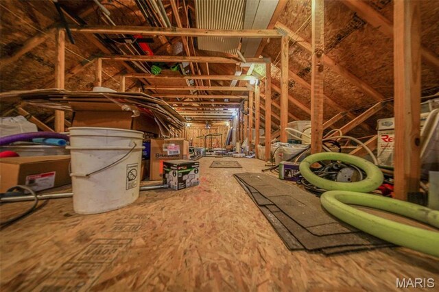 17205 Elk Prairie Dr, Rolla, MO 65401 - view of attic