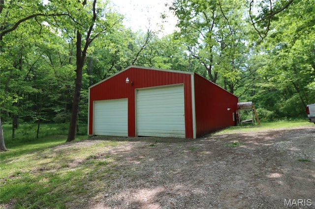 1671 Dorris Creek Rd, Donnellson, IL 62019 - detached garage with dirt driveway