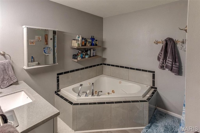 424 N College St, Centralia, IL 62801 - full bath featuring vanity and a jetted tub