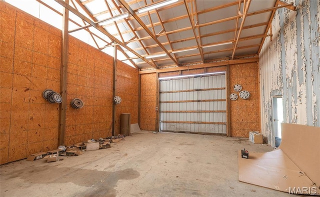 24265 Vinyard Rd, Cuba, MO 65453 - view of garage