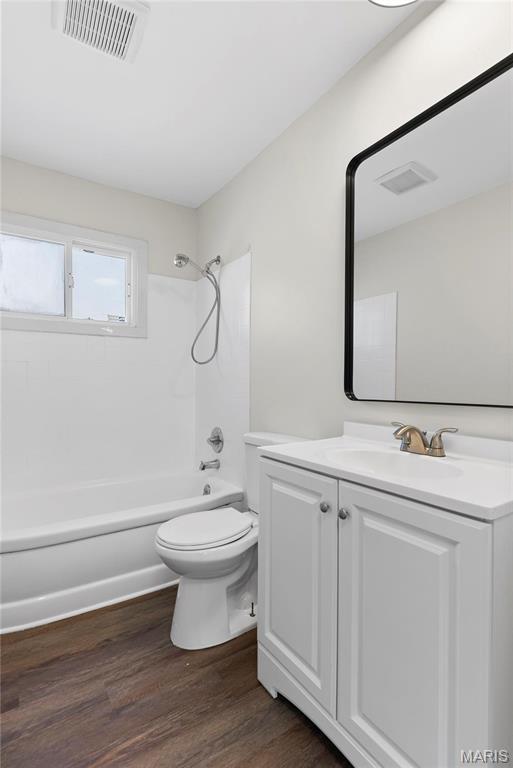 7780 Williams Ct, Saint Louis, MO 63143 - photo 9
