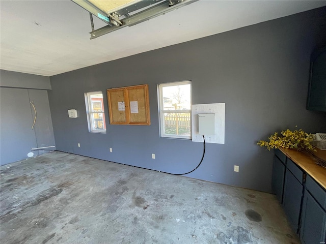 506 E Jefferson St, Perry, MO 63462 - view of garage