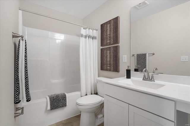 513 Beneficial Way, Saint Charles, MO 63304 - bathroom with toilet, vanity, and shower / bath combo with shower curtain
