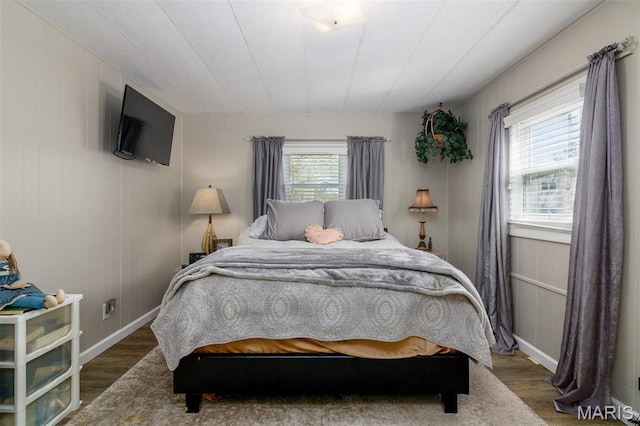 2 S Circle Dr, Carlyle, IL 62231 - bedroom featuring wood finished floors and baseboards