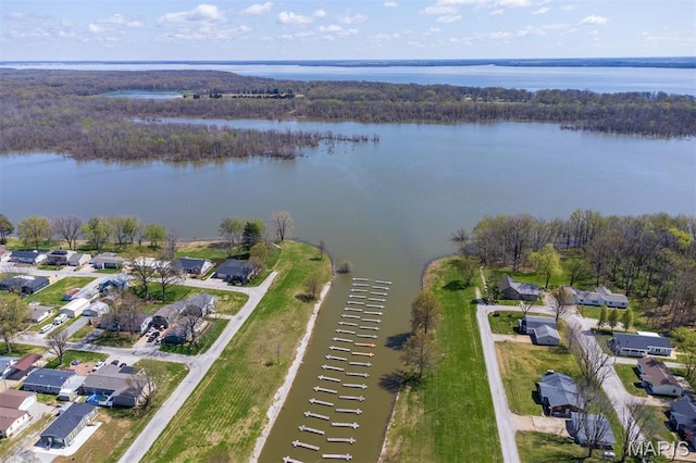 2 S Circle Dr, Carlyle, IL 62231 - aerial overview of property's location featuring a large body of water and nearby suburban area
