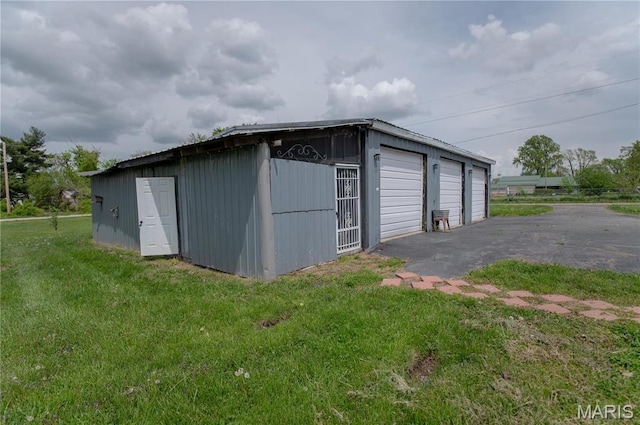 751 High St, Edgar Springs, MO 65462 - view of detached garage