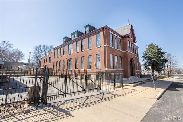 2216 Sidney St Unit 10, Saint Louis, MO 63104 - photo 2