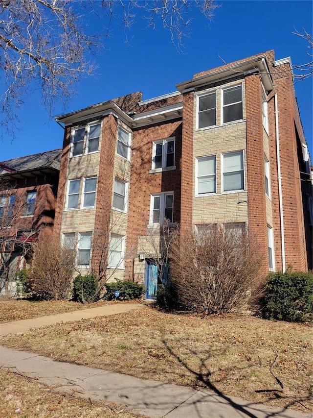 view of building exterior