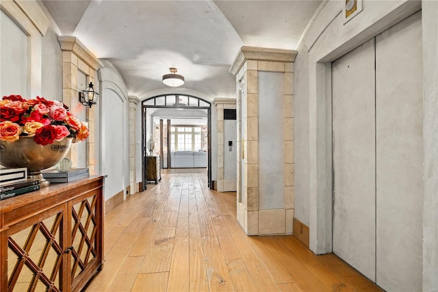 150 Carondelet Unit 2901, Saint Louis, MO 63105 - hallway featuring light wood-style flooring