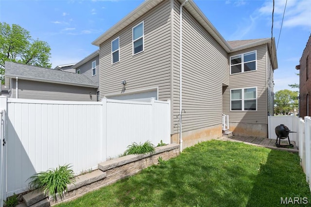 3208 Henrietta St, Saint Louis, MO 63104 - view of home's exterior with a garage