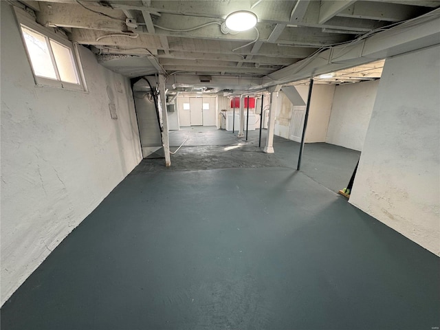 1522 E 5th St, Washington, MO 63090 - below grade area with independent washer and dryer