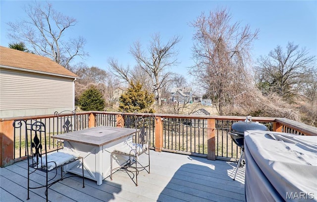 125 Lithia Ave, Saint Louis, MO 63119 - view of wooden deck